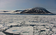 pack ice, arctic-travels.com
