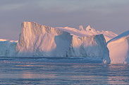 Eisberge, arctic-travels.com